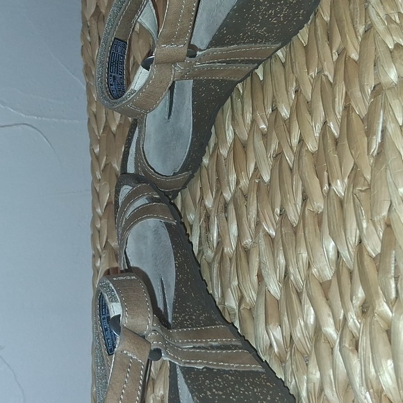 Teva Ventura Leather Wedge Sandals In Brown Or Tan Size 6 - Picture 5 of 6